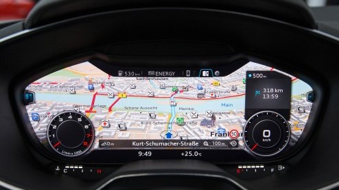 Nieuwe Audi TT met vernieuwd design, compleet nieuw interieur en langere wielbasis wordt in het najaar van 2014 leverbaar.
