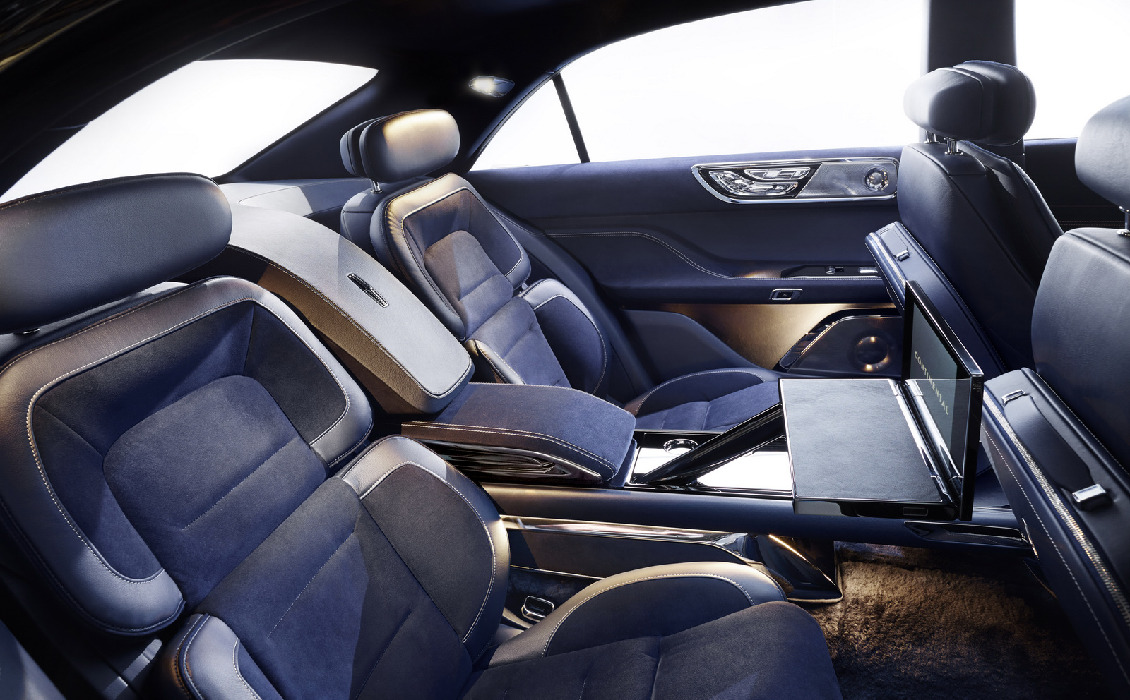 Lincoln Continental Concept is voorproefje van een nieuwe luxe sedan met eersteklas rijcomfort.
