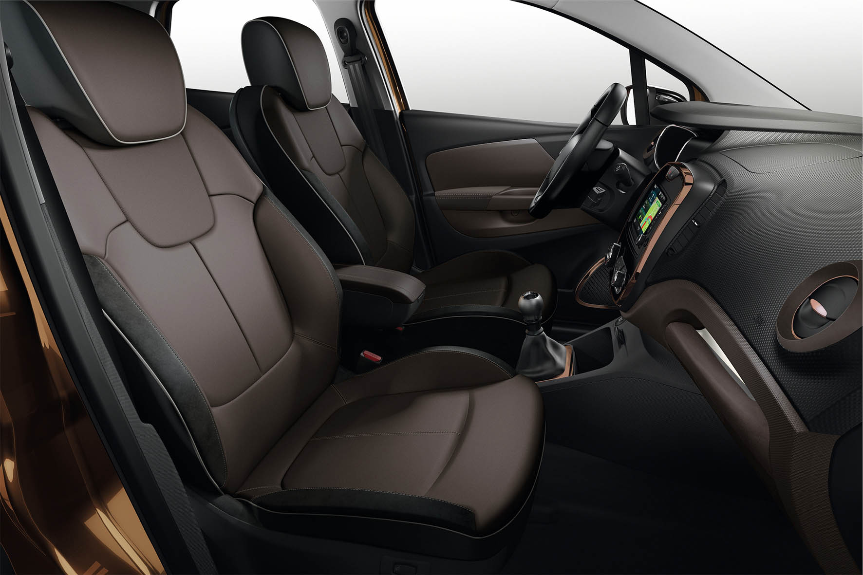 Renault introduceert na een actie op social media de Captur Serie Signature Barista, een cappuccinobruine Captur met extra veel luxe.