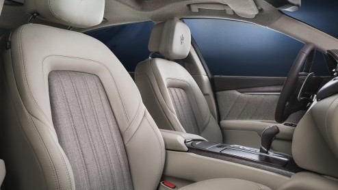 Maserati trekt op de Autosalon van Genve het doek van de Quattroporte Ermenegildo Zegna Limited Edition en een nieuwe concept car.