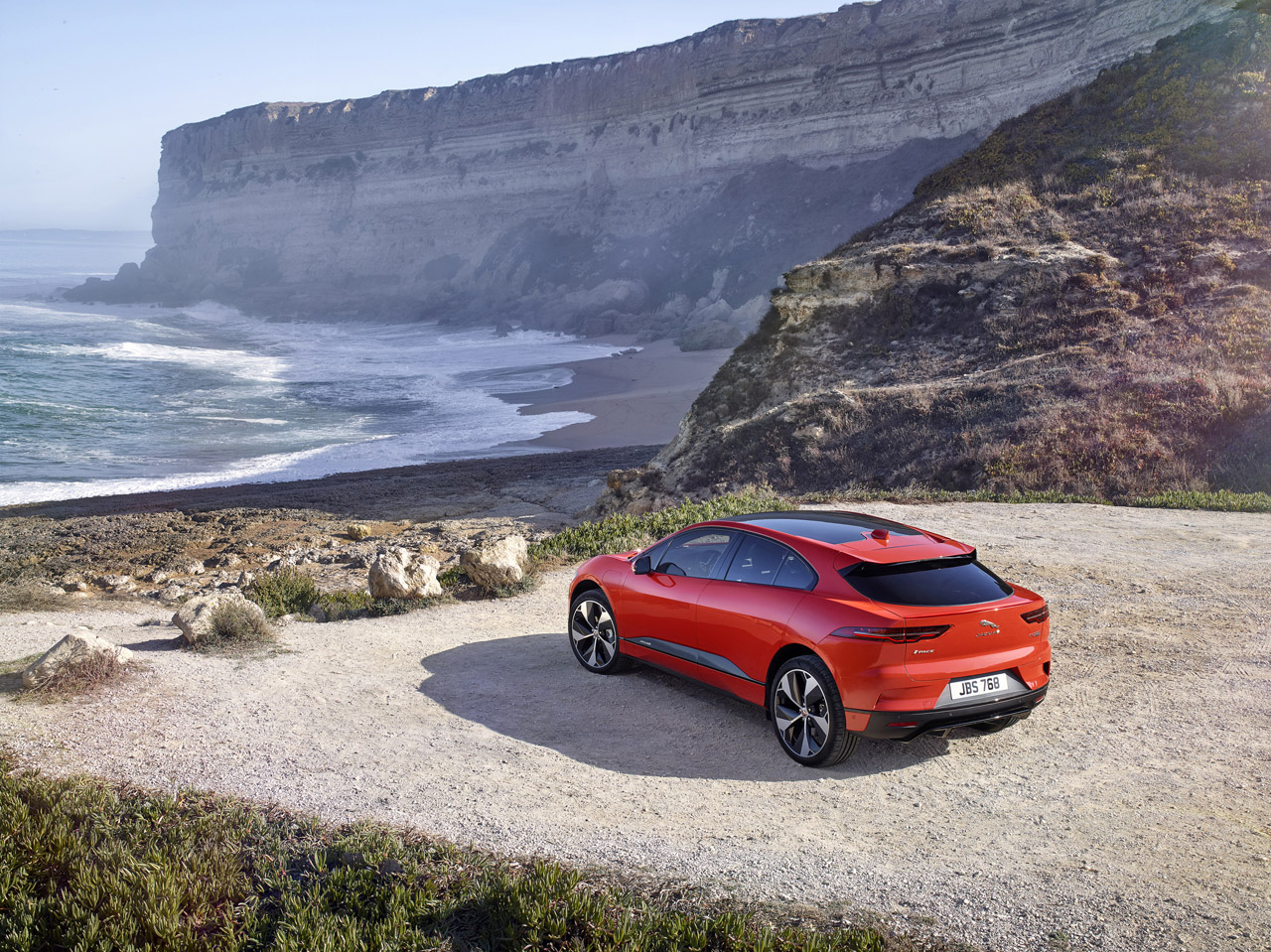 Jaguar Nederland heeft extra productieplaatsen toegewezen gekregen voor de volledig elektrische I-Pace.