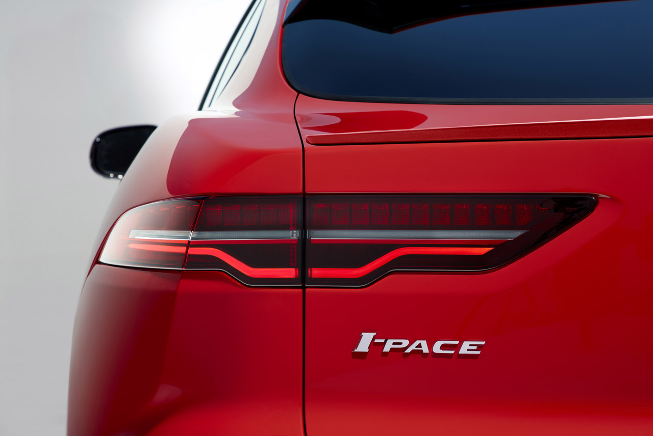 Jaguar Nederland heeft extra productieplaatsen toegewezen gekregen voor de volledig elektrische I-Pace.