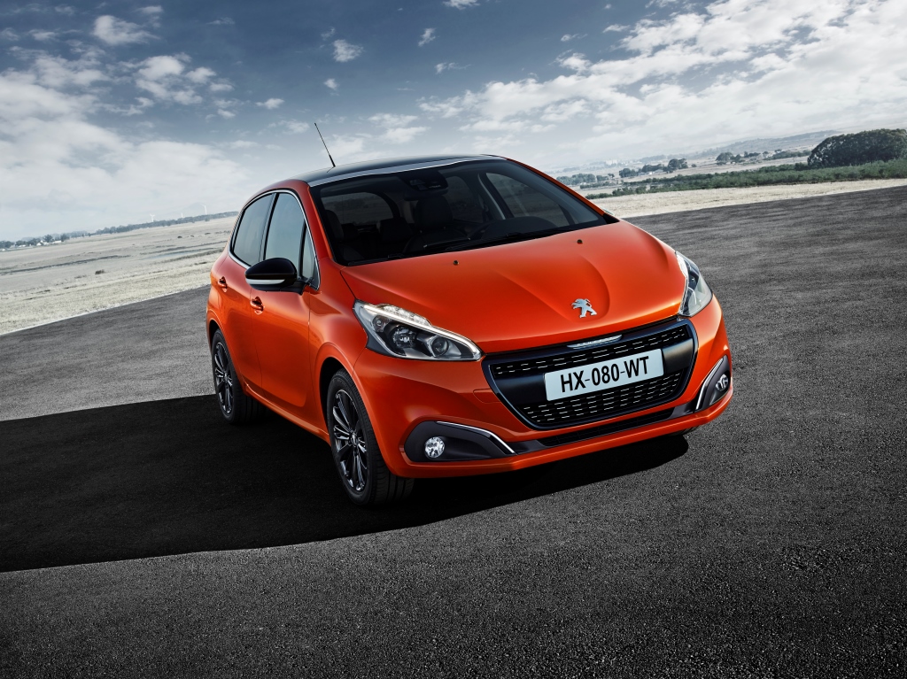 Peugeot zet beste beentje voor op de AutoRAI met zuinige dieselmodellen zoals de 308 SW en 208 BlueHDI.