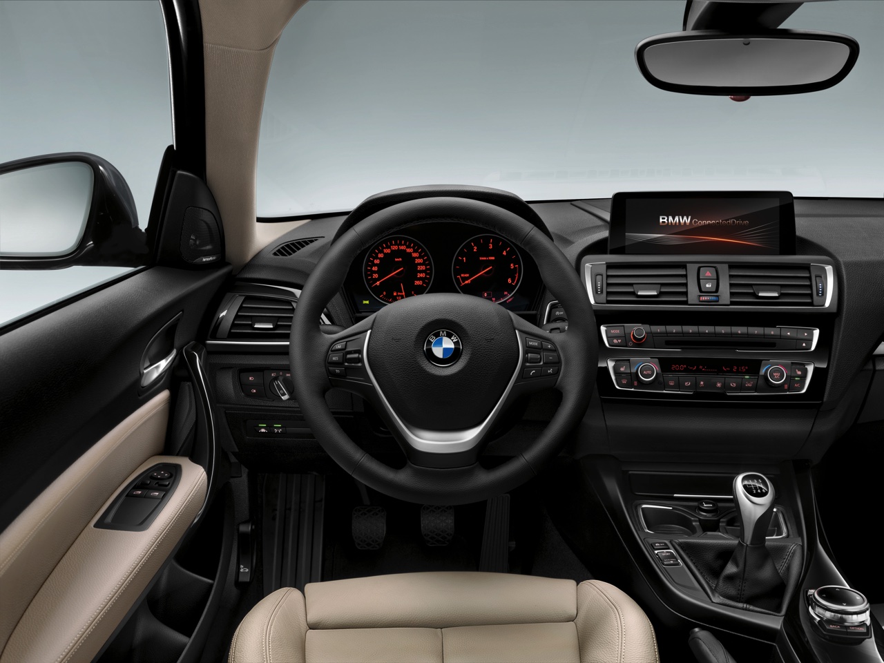 Facelift BMW 1 Serie geeft de auto nieuwe looks en introduceert driecilinder TwinPower Turbo dieselmotoren met 20% bijtelling.