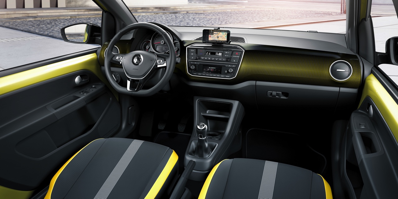 Facelift Volkswagen Up 2016 een feit op Autosalon van Geneve. De populaire kleine Volkswagen krijgt een frisse neus, meer luxe en de 1.0 TSI motor.