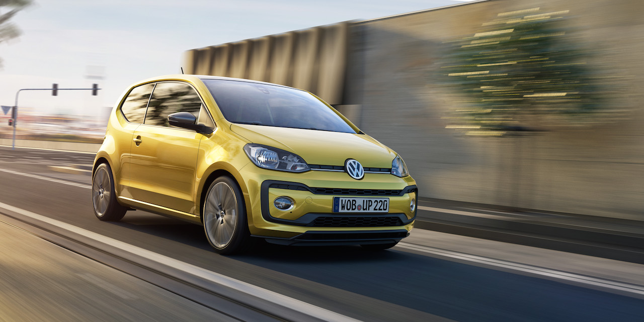 Facelift Volkswagen Up 2016 een feit op Autosalon van Geneve. De populaire kleine Volkswagen krijgt een frisse neus, meer luxe en de 1.0 TSI motor.