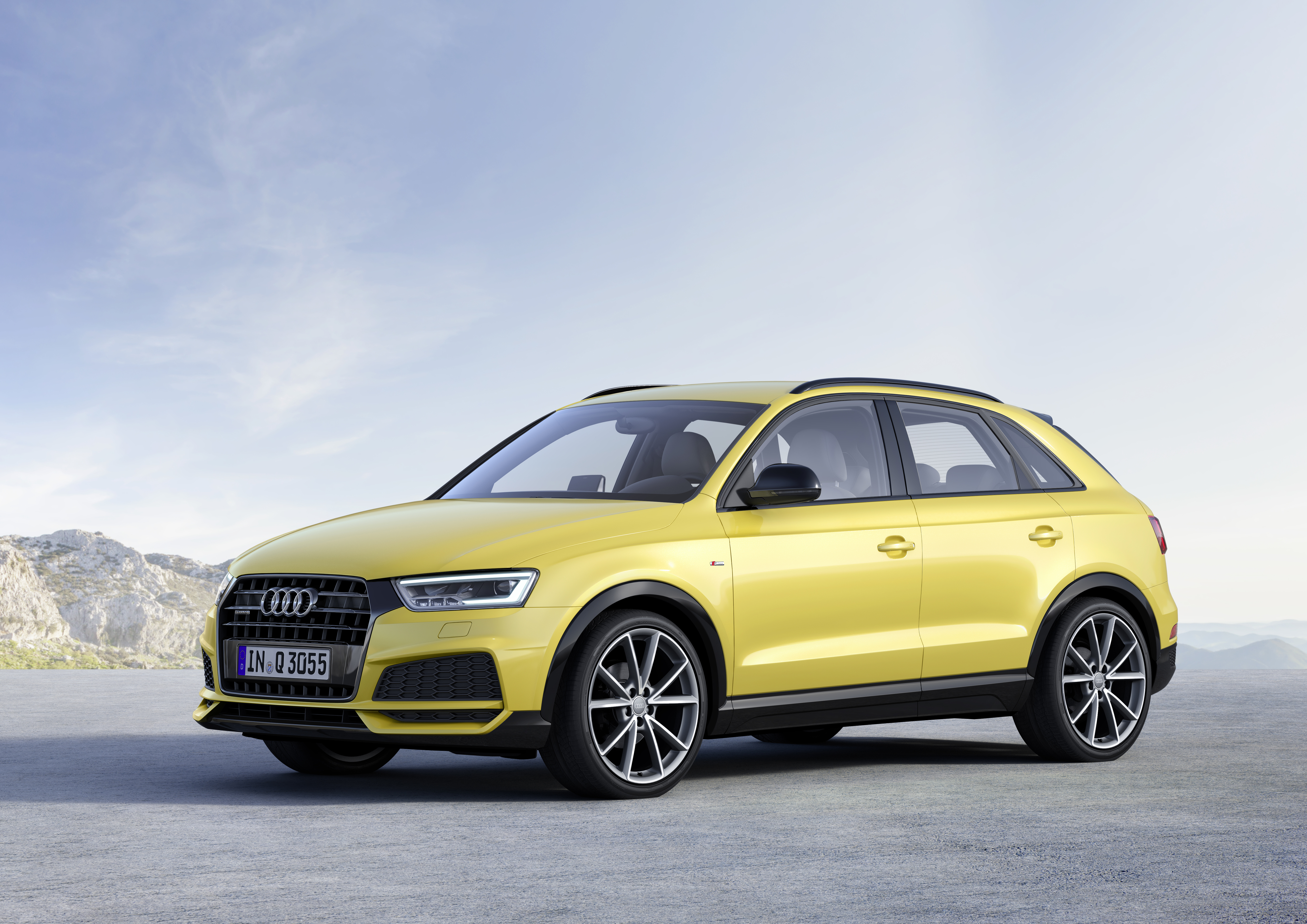 Audi komt met een facelift voor de Audi Q3 Design en Sport.