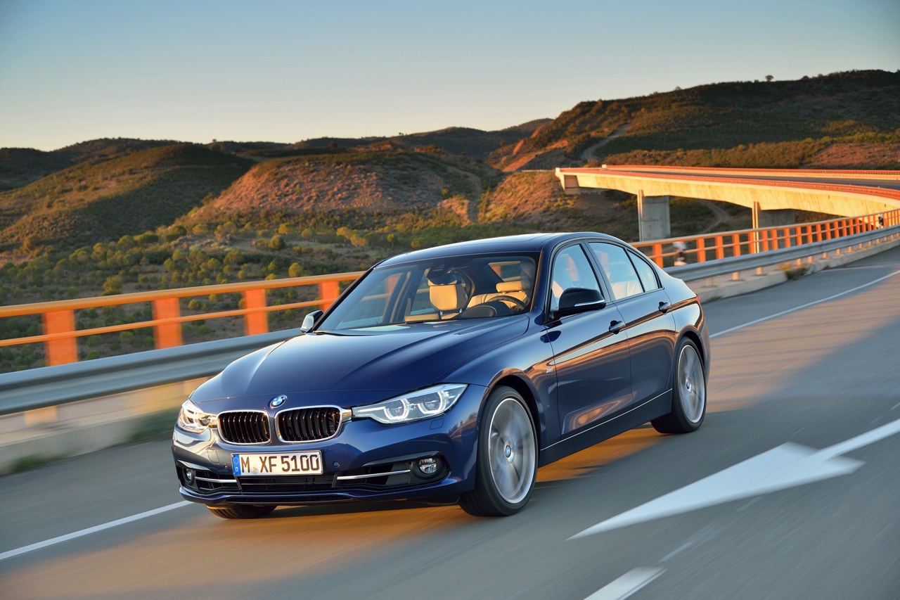 BMW voert 3 Serie LCI facelift door in 2015 en introduceert nieuwe versies met 3 cilinder. Ook verschijnt de 330e in 2016 als plug-in hybride.