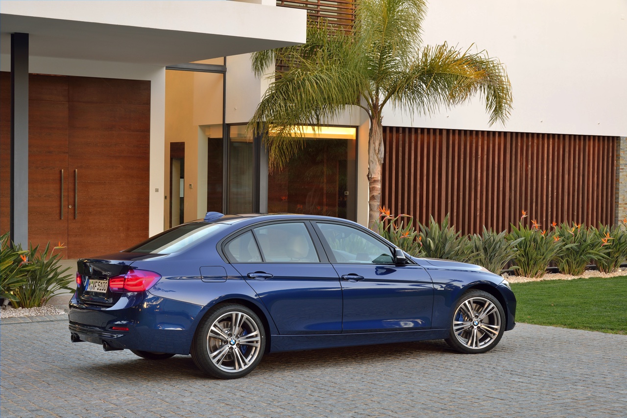 BMW voert 3 Serie LCI facelift door in 2015 en introduceert nieuwe versies met 3 cilinder. Ook verschijnt de 330e in 2016 als plug-in hybride.