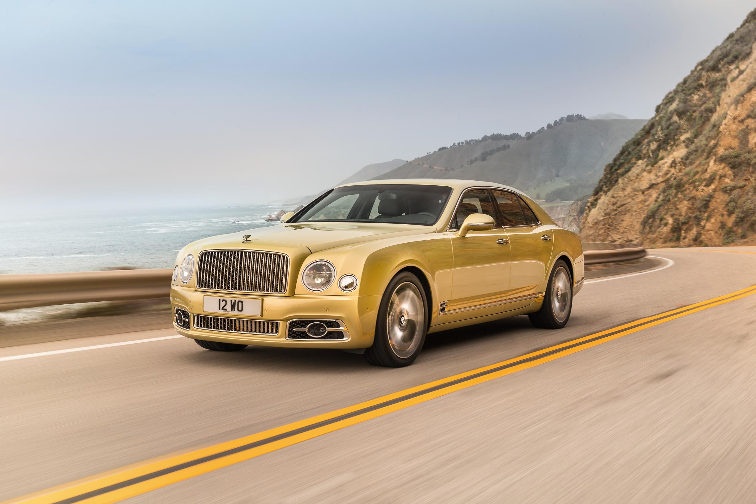 Facelift Bentley Mulsanne introduceert ook Mulsanne Speed en de Mulsanne Exended Wheelbase uitvoering met nog meer beenruimte.