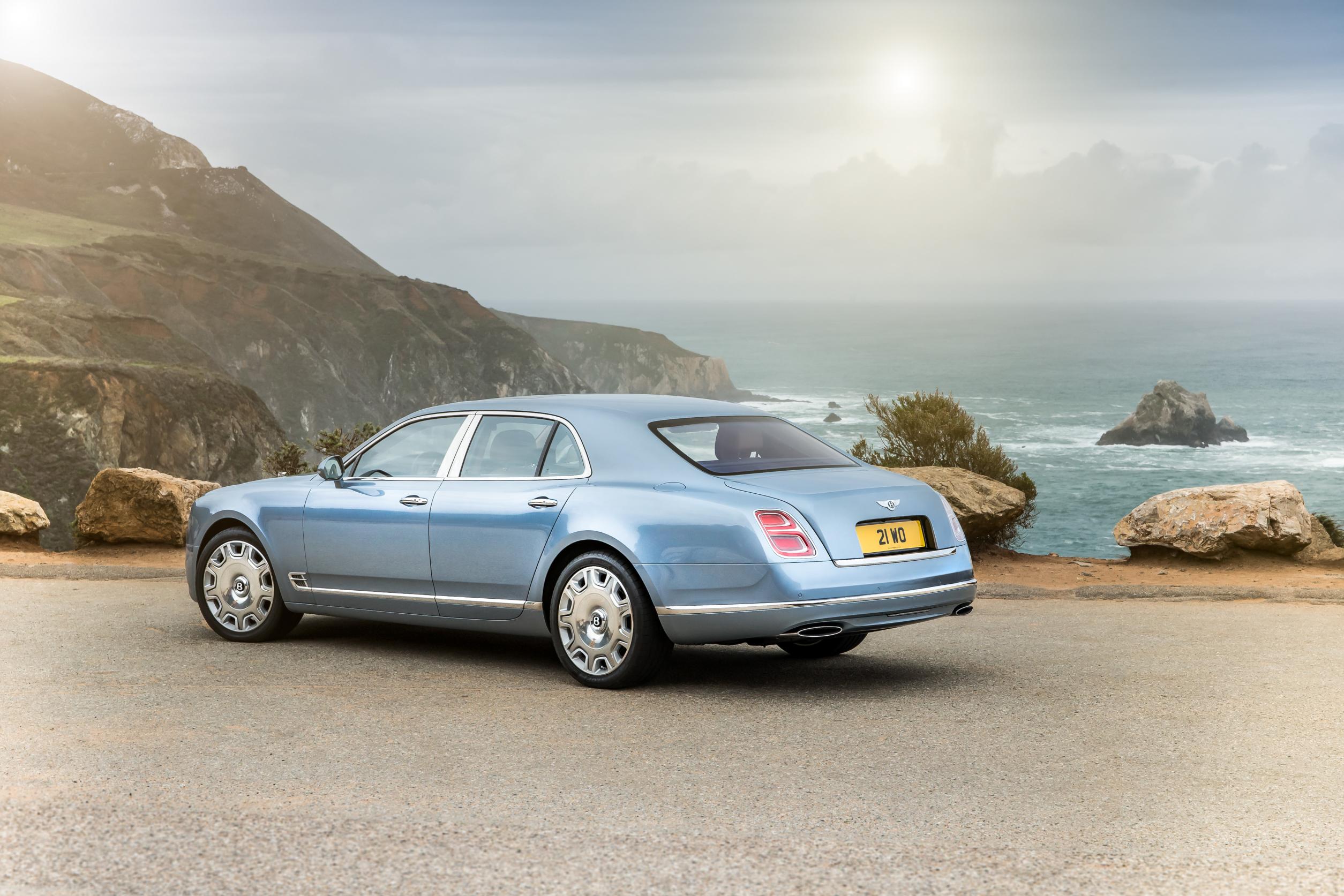 Facelift Bentley Mulsanne introduceert ook Mulsanne Speed en de Mulsanne Exended Wheelbase uitvoering met nog meer beenruimte.