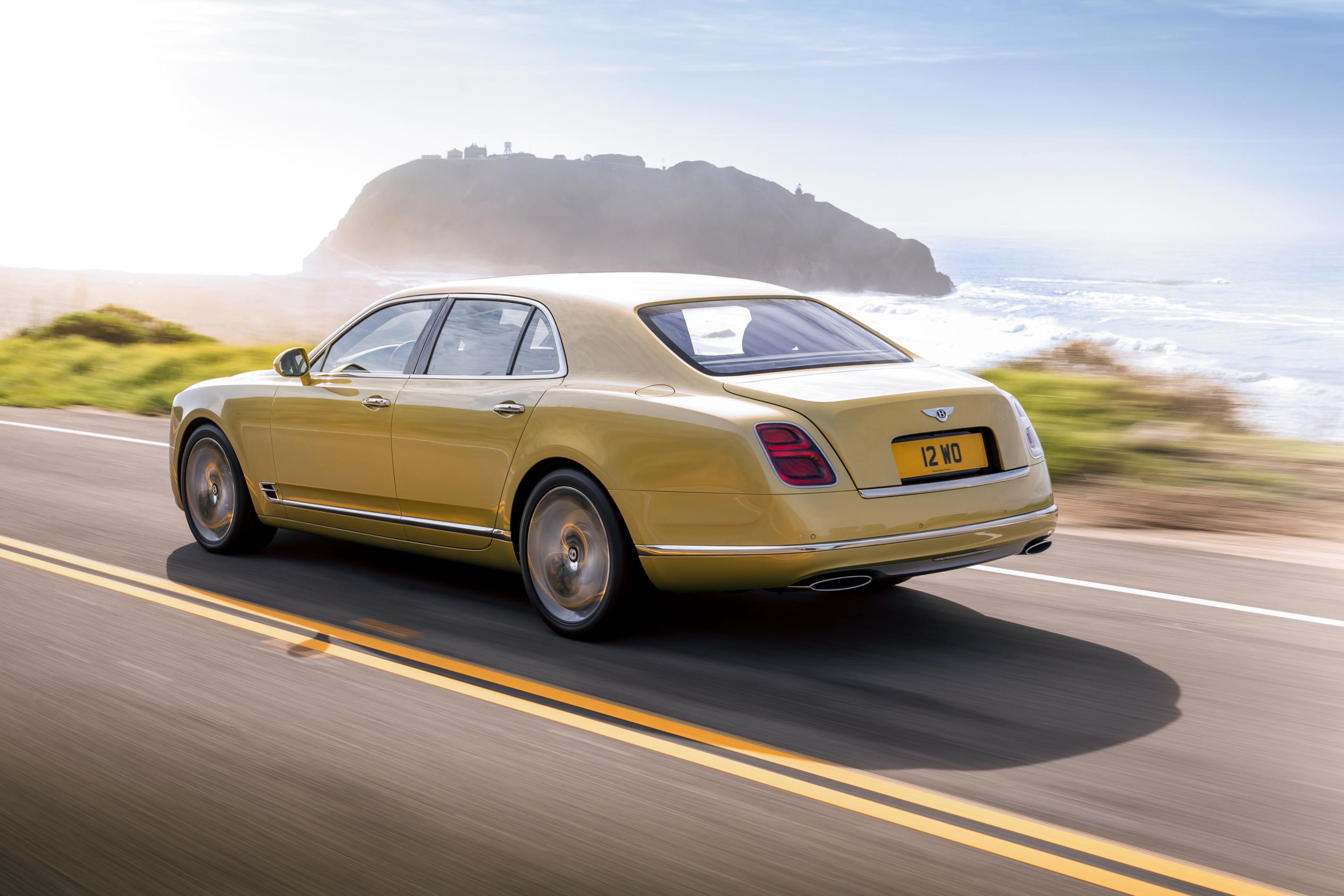 Facelift Bentley Mulsanne introduceert ook Mulsanne Speed en de Mulsanne Exended Wheelbase uitvoering met nog meer beenruimte.