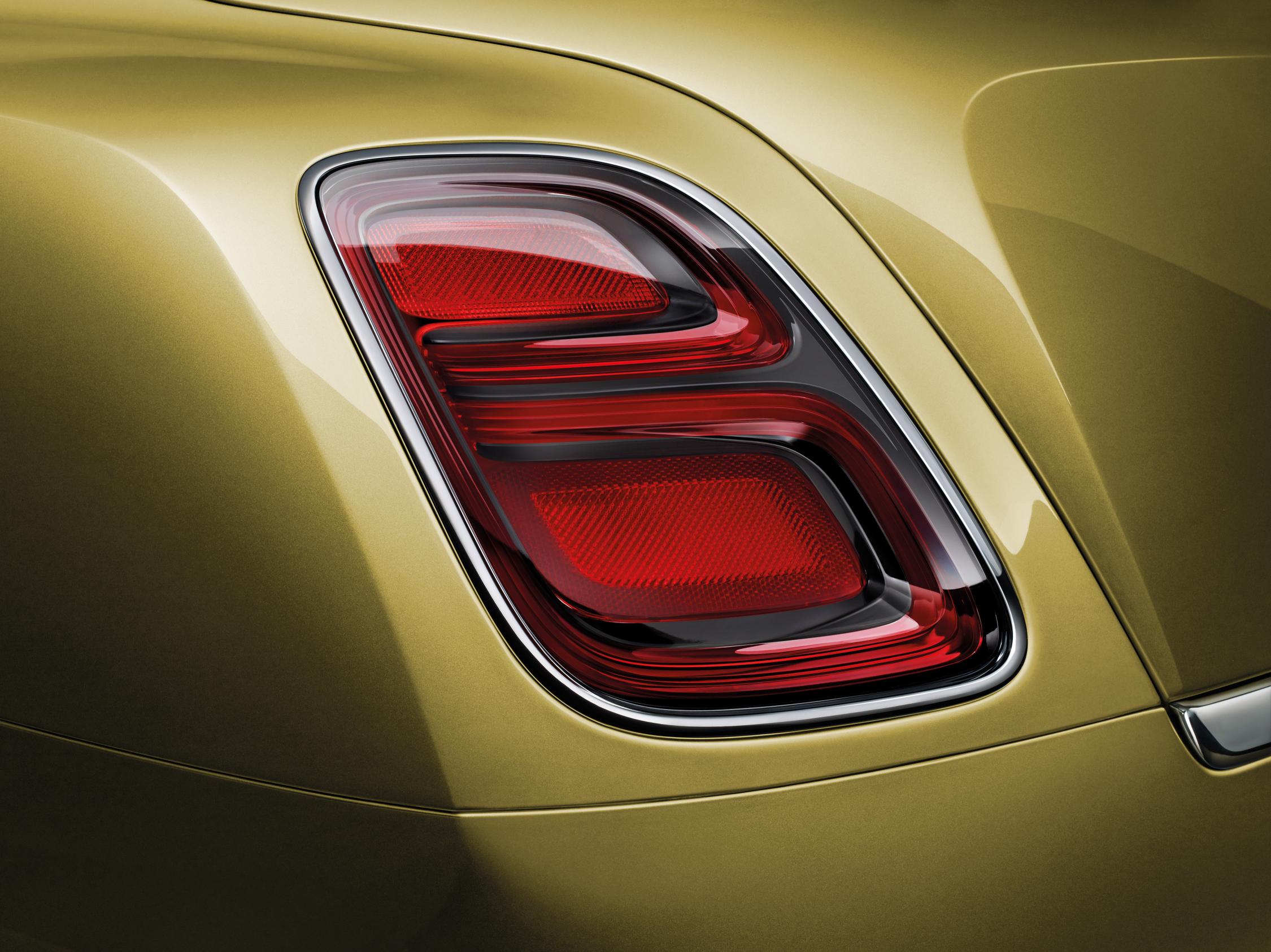 Facelift Bentley Mulsanne introduceert ook Mulsanne Speed en de Mulsanne Exended Wheelbase uitvoering met nog meer beenruimte.