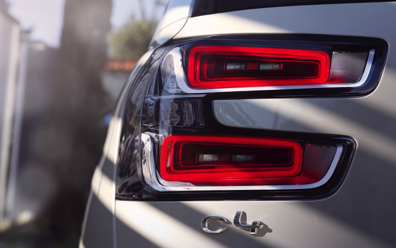 Facelift voor Citroen C4 Picasso en Grand C4 Picasso, de MPV's van Citroen die in 2013 zijn gentroduceerd. In de zomer van 2016 komen de vernieuwde modellen op de markt.