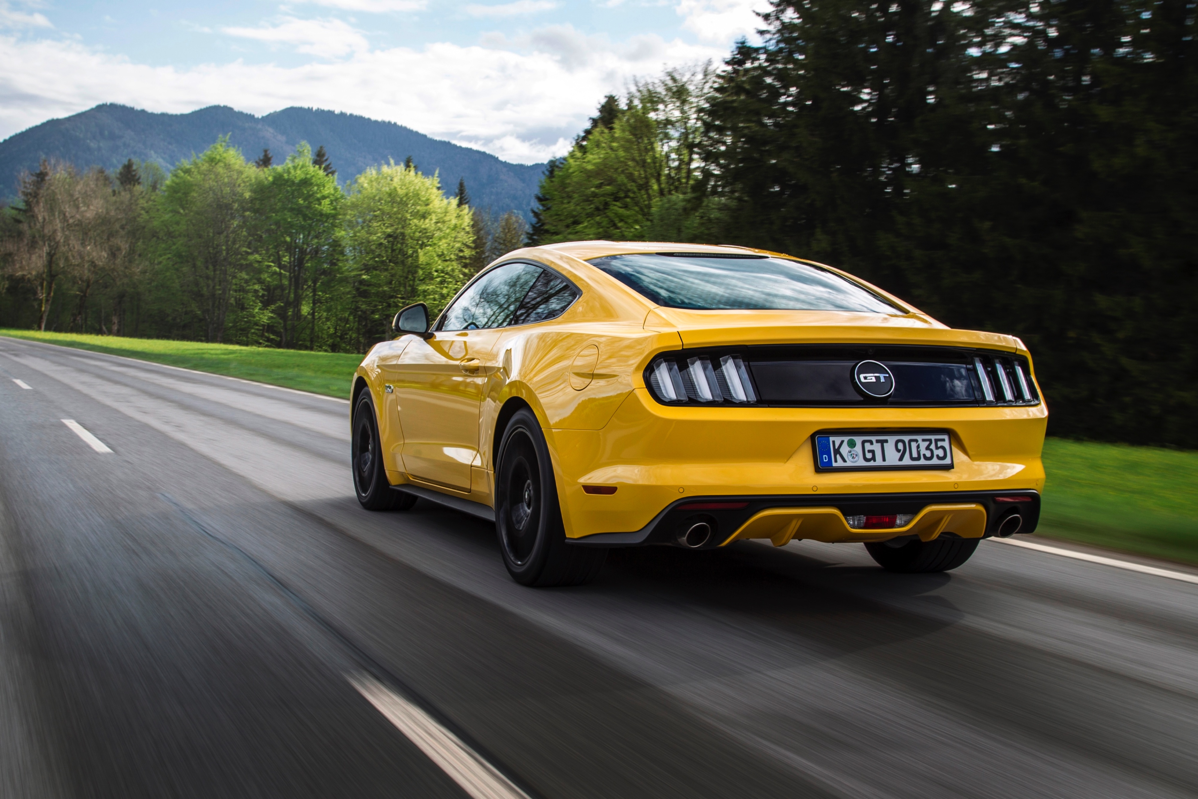 Op het internet is per ongeluk alvast een officile video van Ford geplaatst, waarin de vernieuwde Ford Mustang wordt gepresenteerd. Blijkbaar is het al weer tijd voor een facelift.