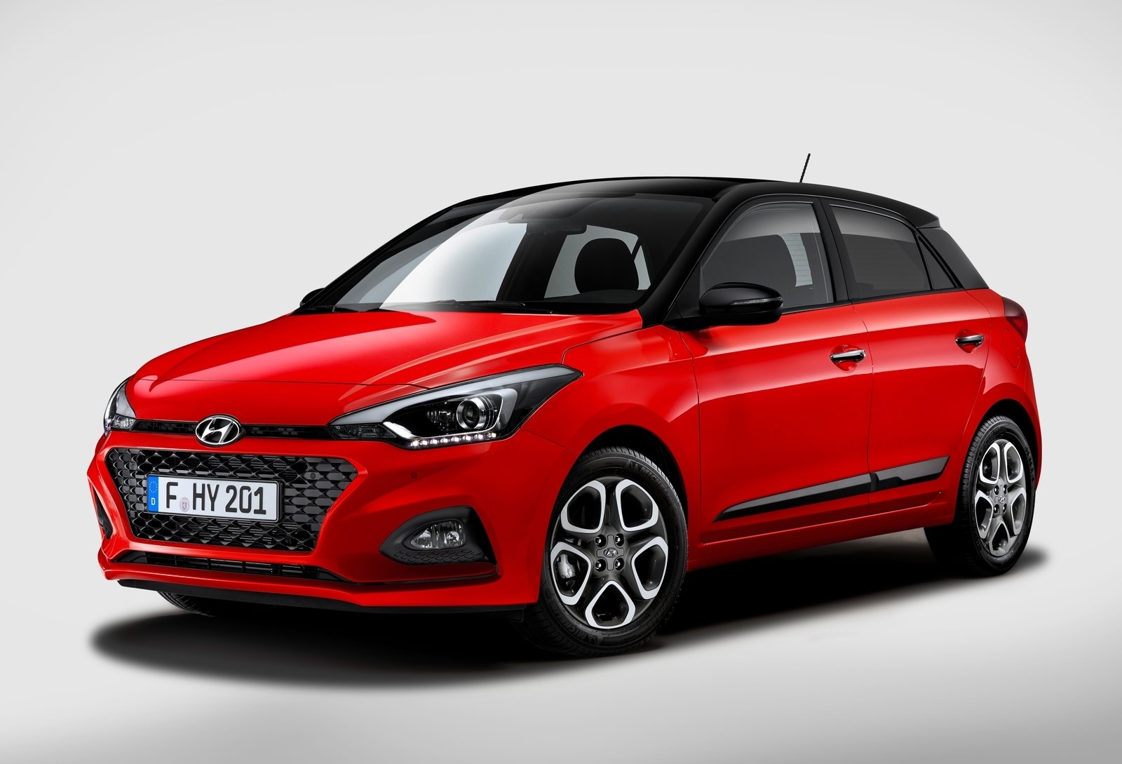 Hyundai geeft de i20 een facelift.