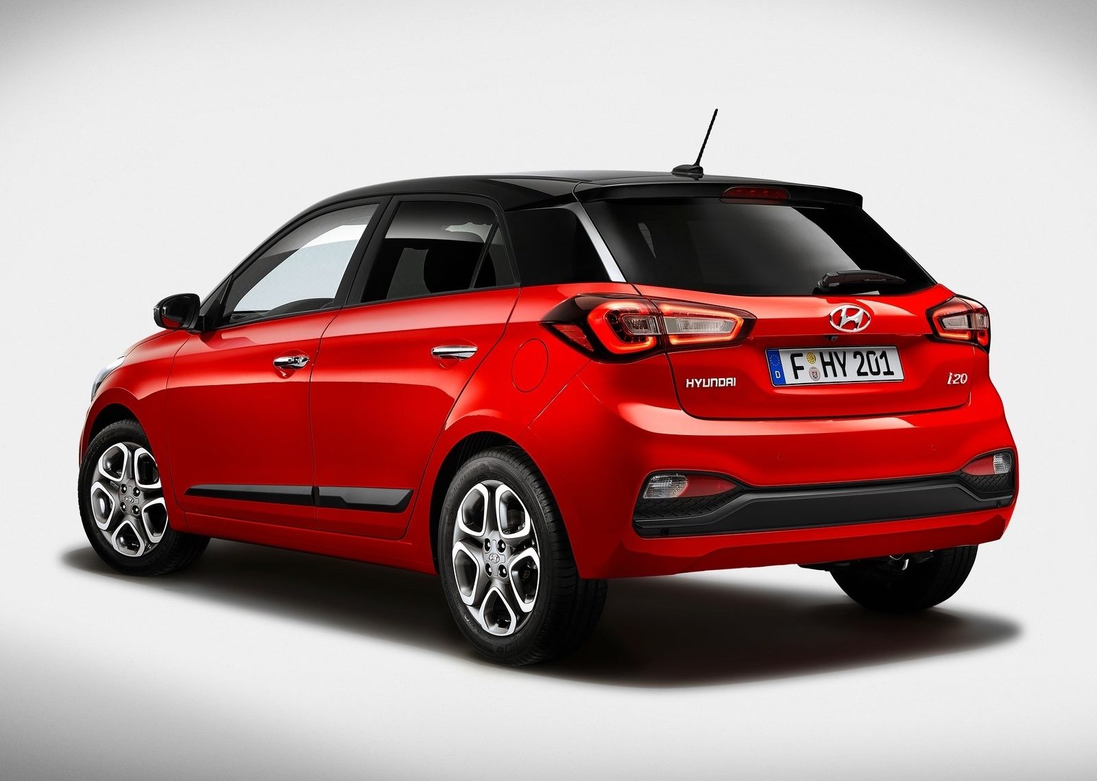 Hyundai geeft de i20 een facelift.