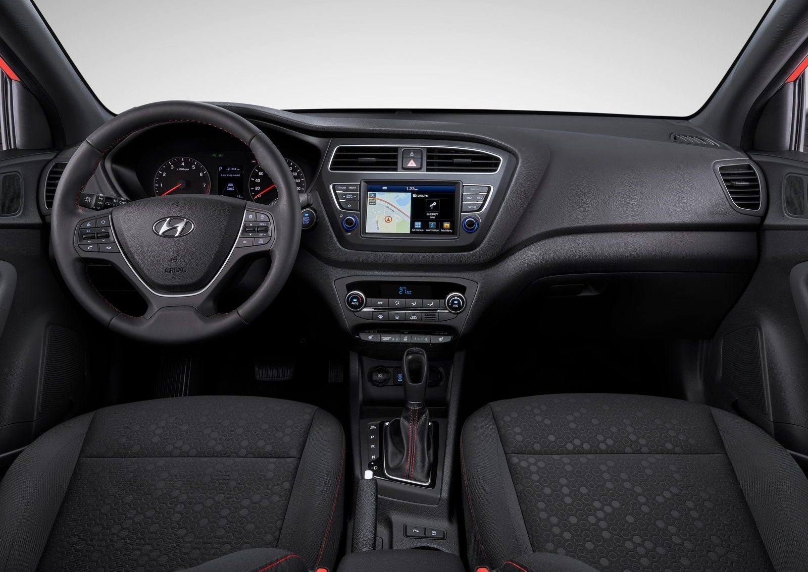Hyundai geeft de i20 een facelift.