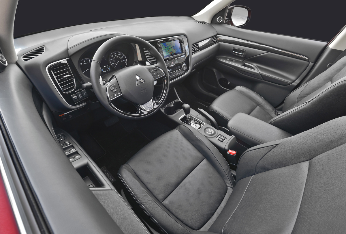 Facelift Mitsubishi Outlander krijgt vorm op New York International Auto Show.