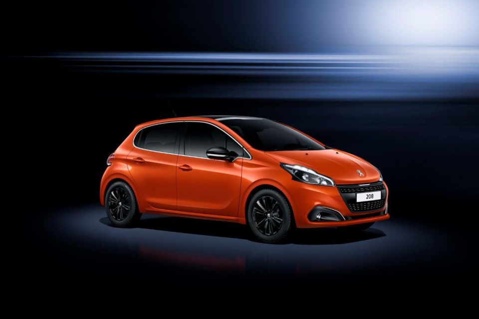 Peugeot 208 facelift met 208 GT komt naar Autosalon Genve 2015.