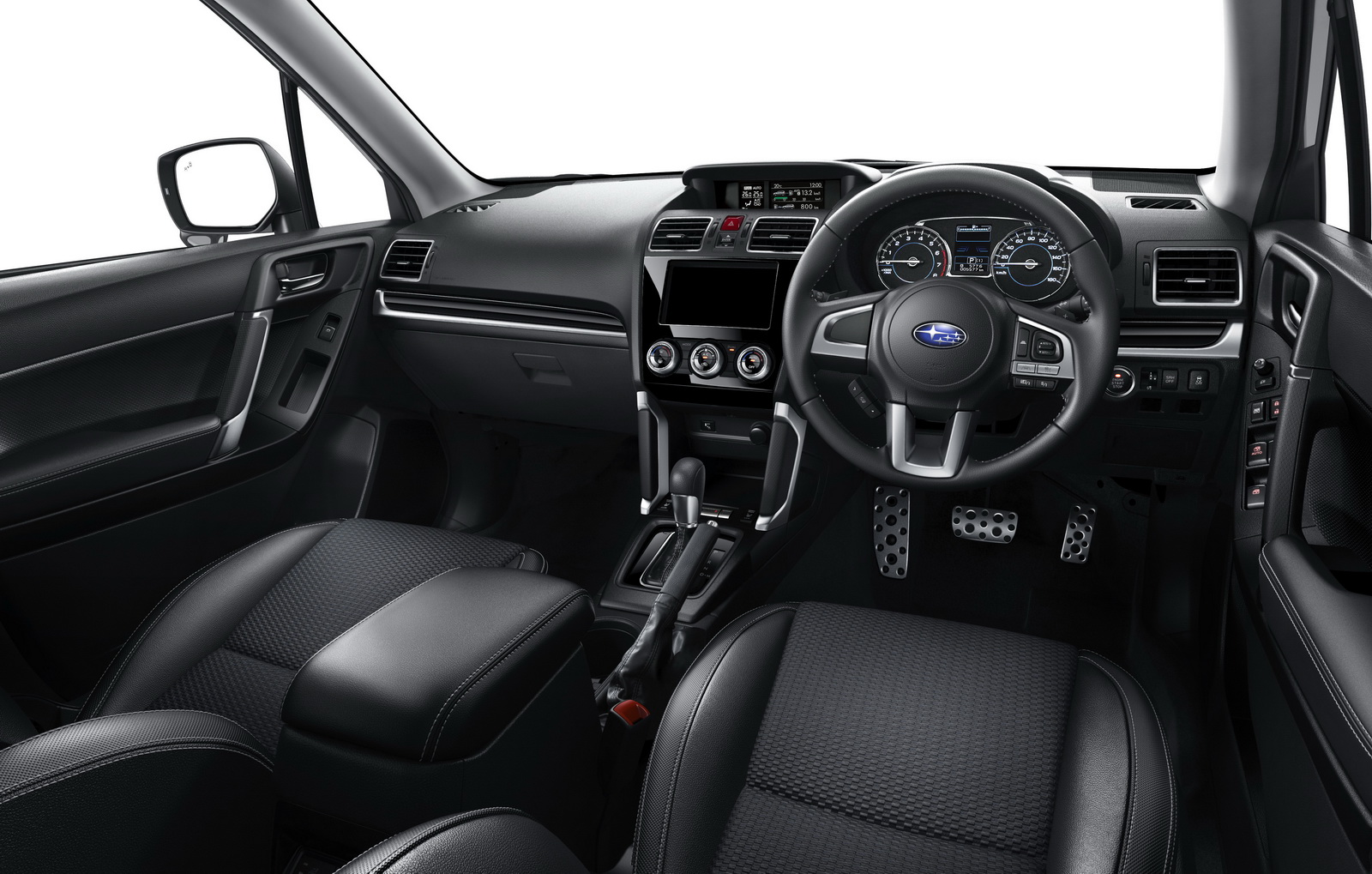 Subaru presenteert facelift Subaru Forester en XV op Autosalon Brussel 2016.