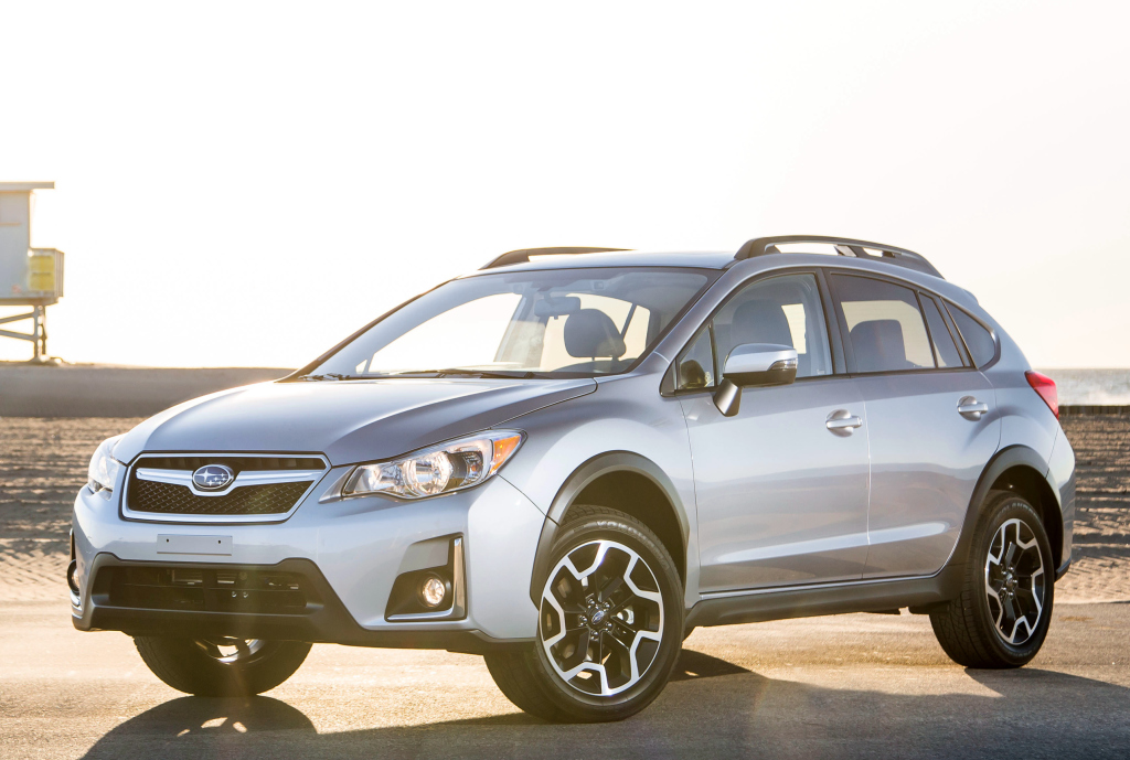 Subaru presenteert facelift Subaru Forester en XV op Autosalon Brussel 2016.
