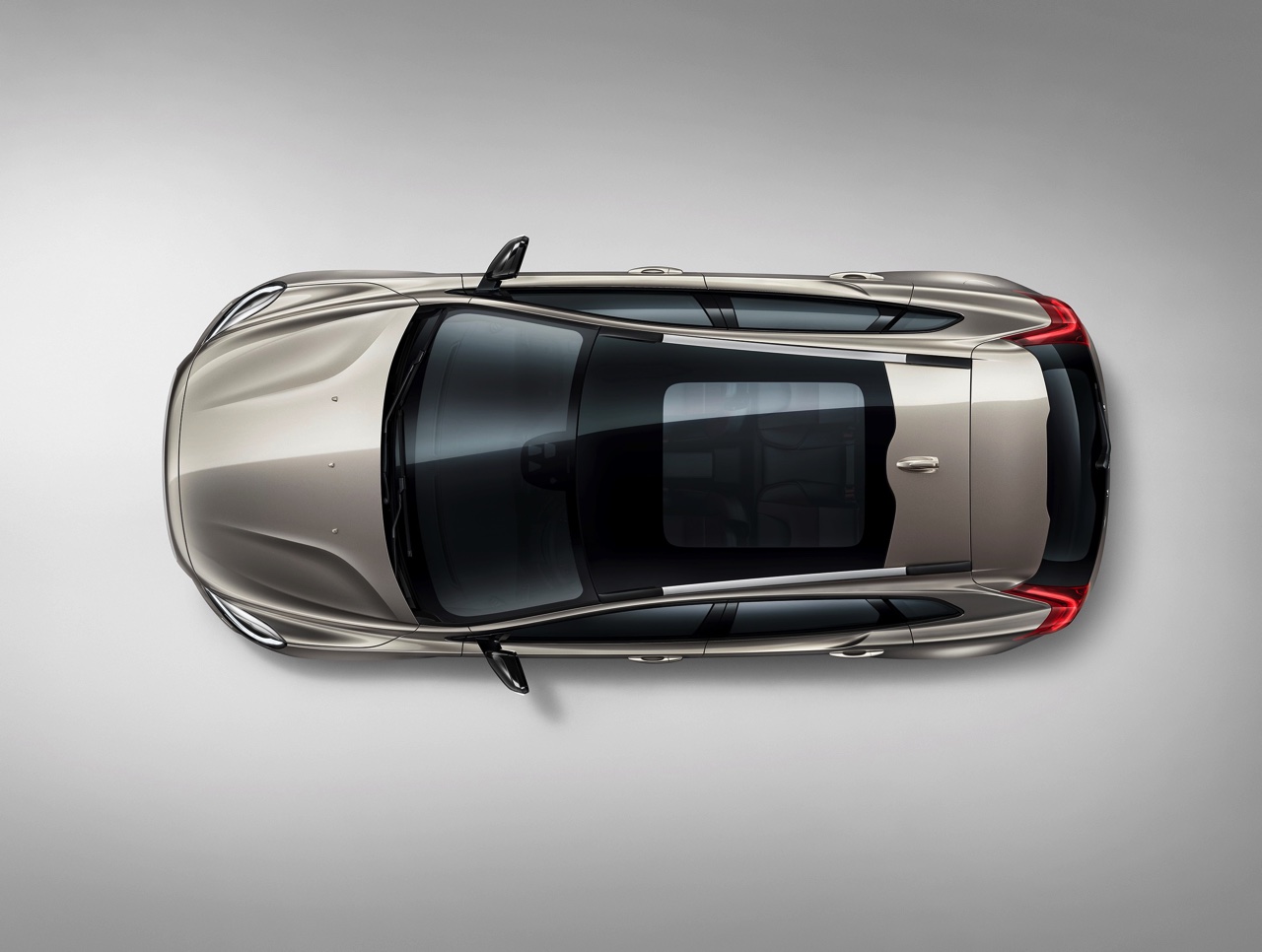Facelift voor Volvo V40 in modeljaar 2017. De best seller van Volvo beleeft zijn debuut op de Autosalon van Geneve 2016.