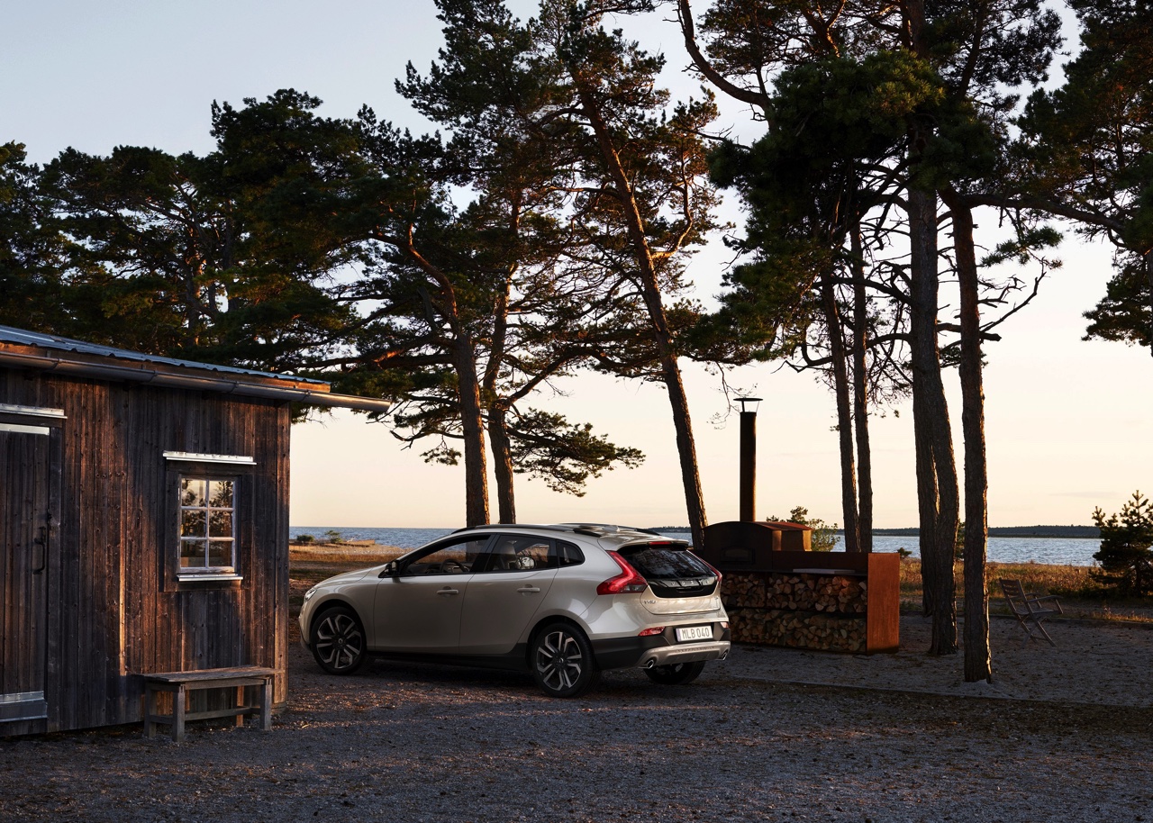 Facelift voor Volvo V40 in modeljaar 2017. De best seller van Volvo beleeft zijn debuut op de Autosalon van Geneve 2016.