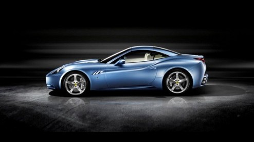 De president van Ferrari is natuurlijk niet de laatste die een ronde mag rijden in de nieuwe California. Deze week reed de topman van het merk met het Steigerende Paard, President Luca di Montezemolo,