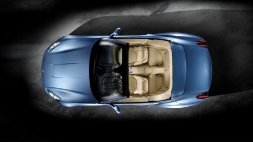 De president van Ferrari is natuurlijk niet de laatste die een ronde mag rijden in de nieuwe California. Deze week reed de topman van het merk met het Steigerende Paard, President Luca di Montezemolo,