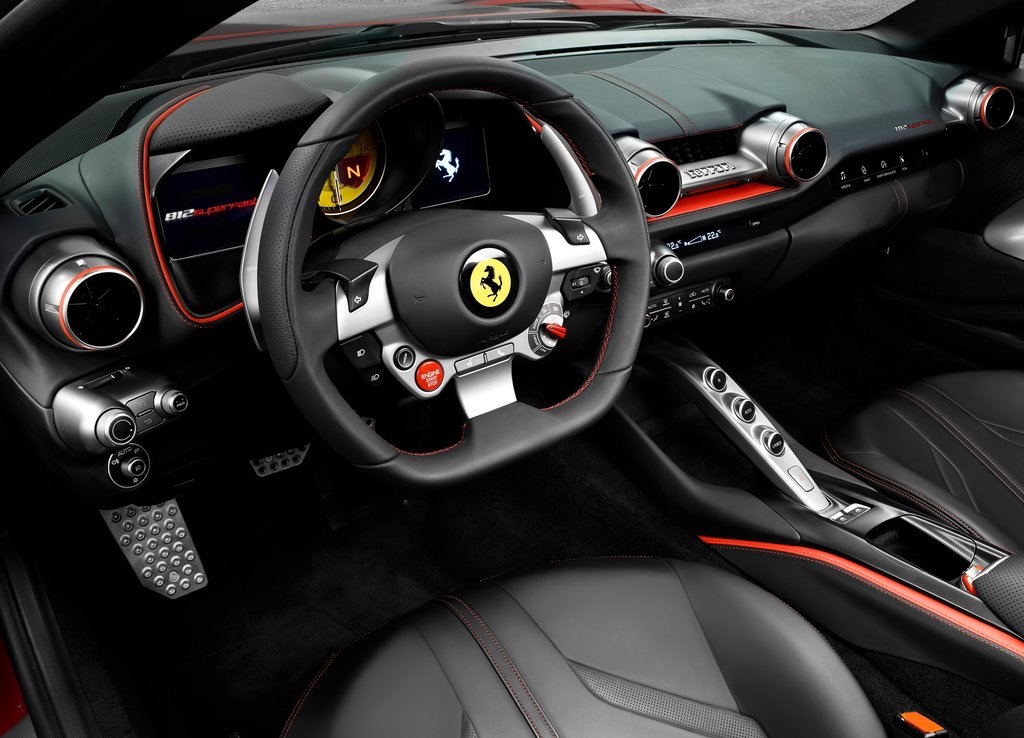 Ferrari presenteert voorafgaand aan de Autosalon van Genve de opvolger voor de F12. De nieuwe supercar luistert naar de naam 812 Superfast en heeft de krachtigste productiemotor ooit aan boord.