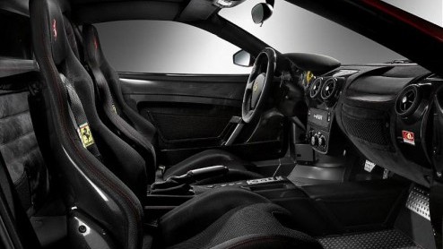 Anderhalve week geleden dachten we nog dat het antwoord op de GT2 Challenge Stradale ging heten, nu weten we dat dat niet zo is. De snelste F430 gaat door het leven als, Scuderia.