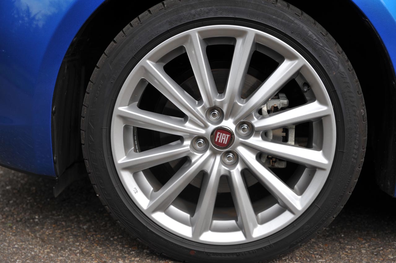 Fiat ontwikkelde op basis van de Mazda MX-5 een eigen roadster, de 124 Spider. Weet de Italiaan het Japanse niveau te verbeteren?
