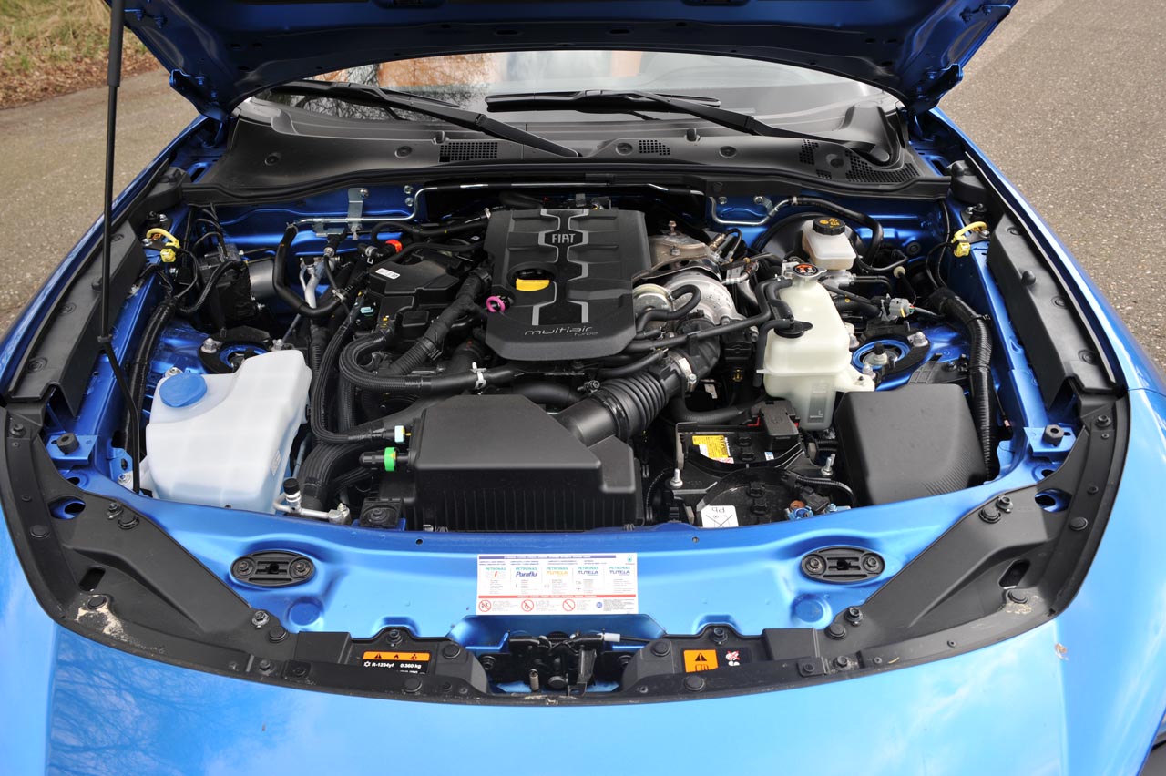 Fiat ontwikkelde op basis van de Mazda MX-5 een eigen roadster, de 124 Spider. Weet de Italiaan het Japanse niveau te verbeteren?