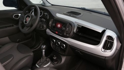 Test Fiat 500L Beats Edition met 1.4 T-Jet 120 viercilinder, de ruime MPV met DNA van de Fiat 500.