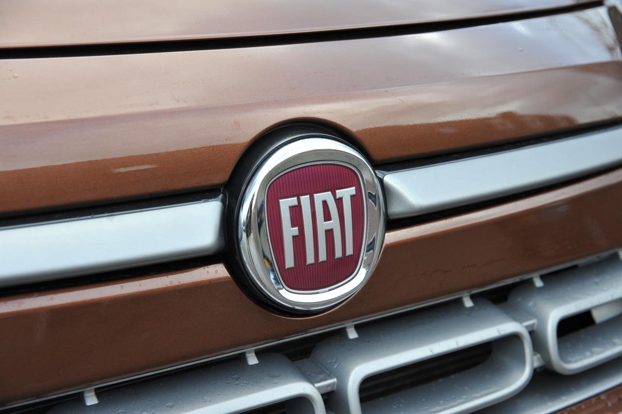 Fiat heeft de 500L een bescheiden facelift gegeven en vooral de uitstraling van het interieur alsmede de nodige elektronische voorzieningen herzien.