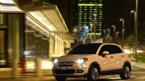 Rijtest - De Fiat 500X is de nieuwste toevoeging aan de 500 familie. Na de 500 en de 500L is het nu tijd voor een compacte crossover. De eerste kennismaking op de wegen rond Turijn was een goede.