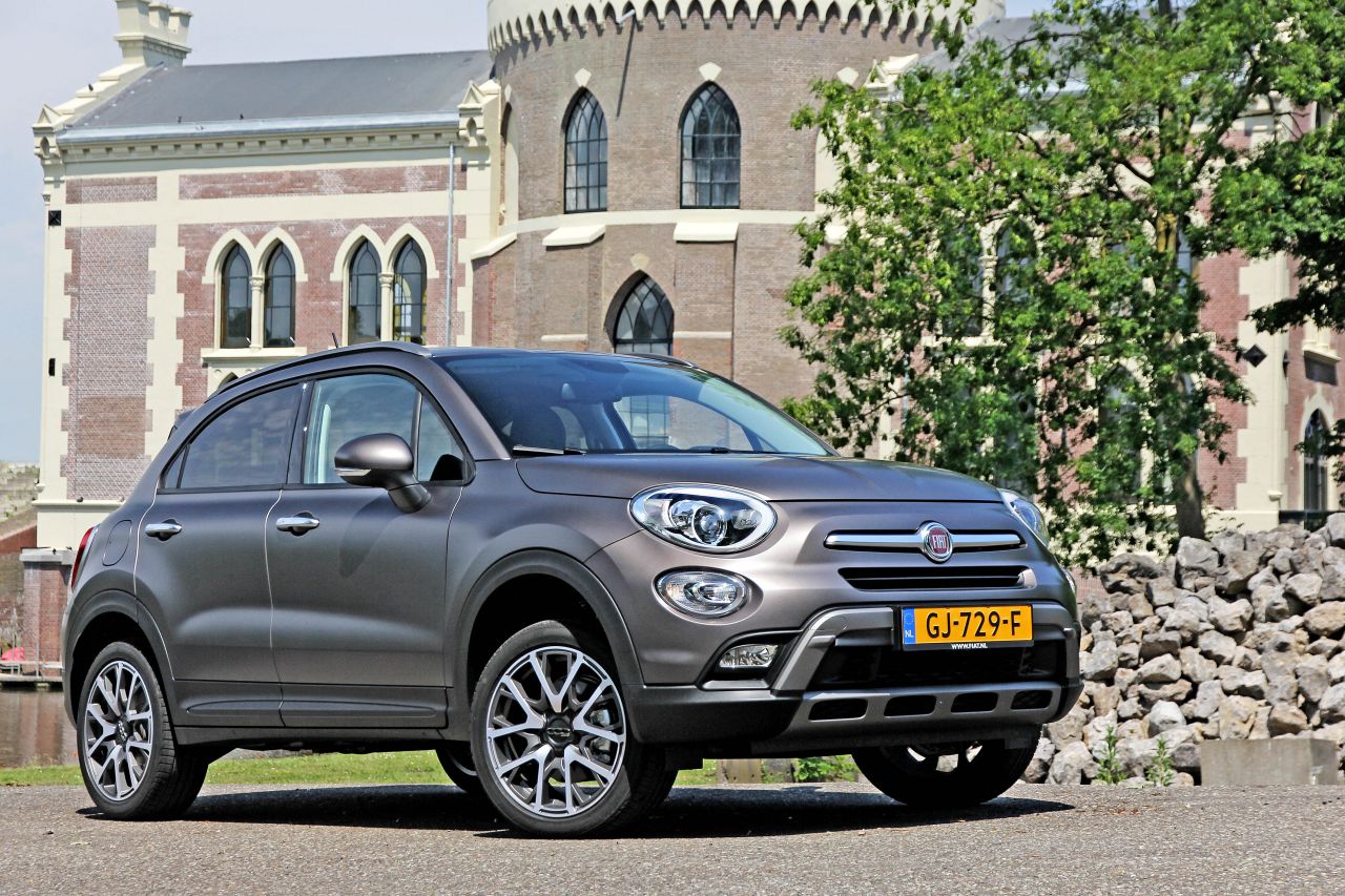 Fiat 500X en 500X Cross gaat zaken doen met de zakelijke rijder dankzij de nieuwe Business Editions. De dieselvarianten scoren 21% bijtelling.
