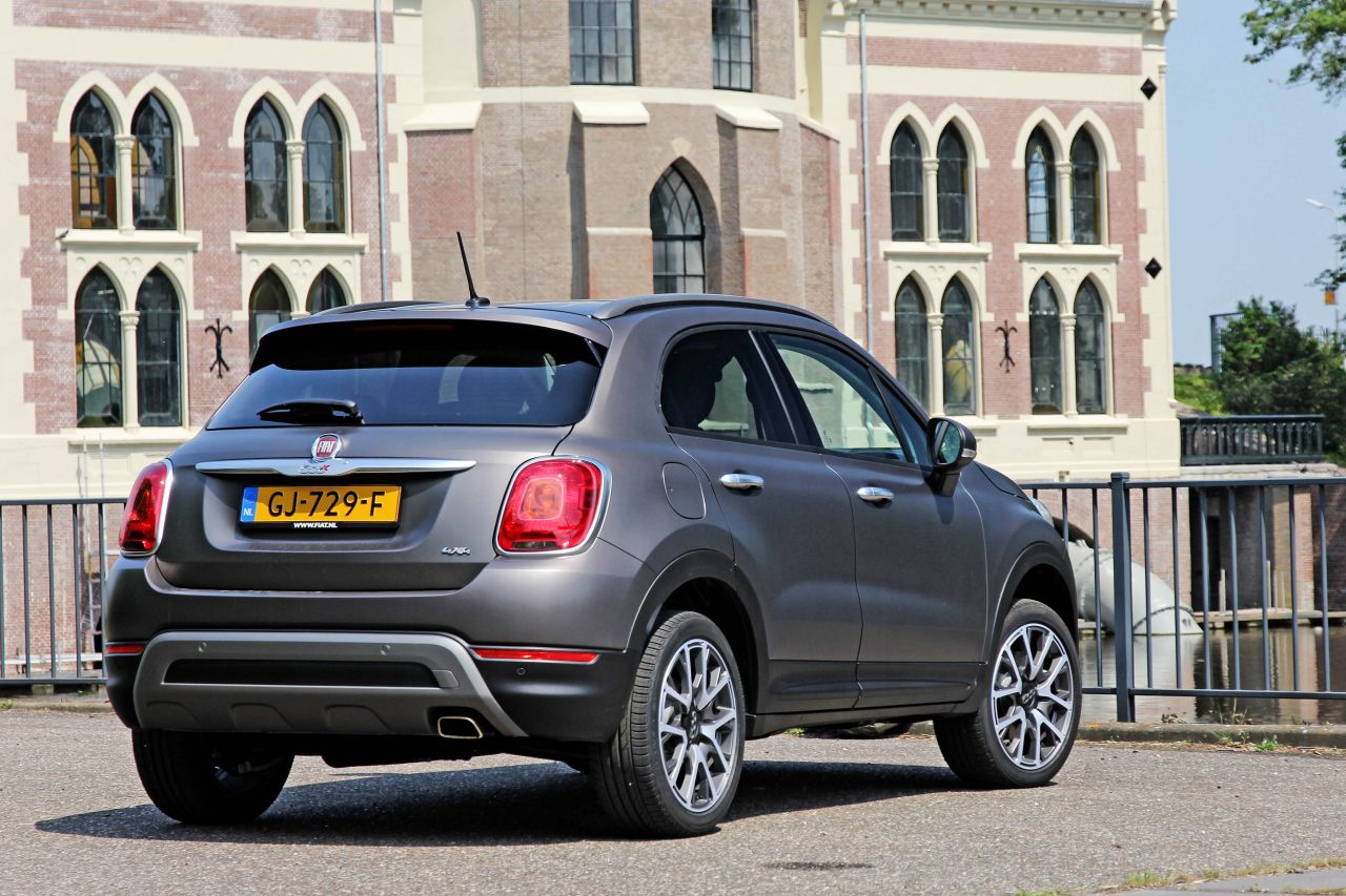 Fiat 500X en 500X Cross gaat zaken doen met de zakelijke rijder dankzij de nieuwe Business Editions. De dieselvarianten scoren 21% bijtelling.
