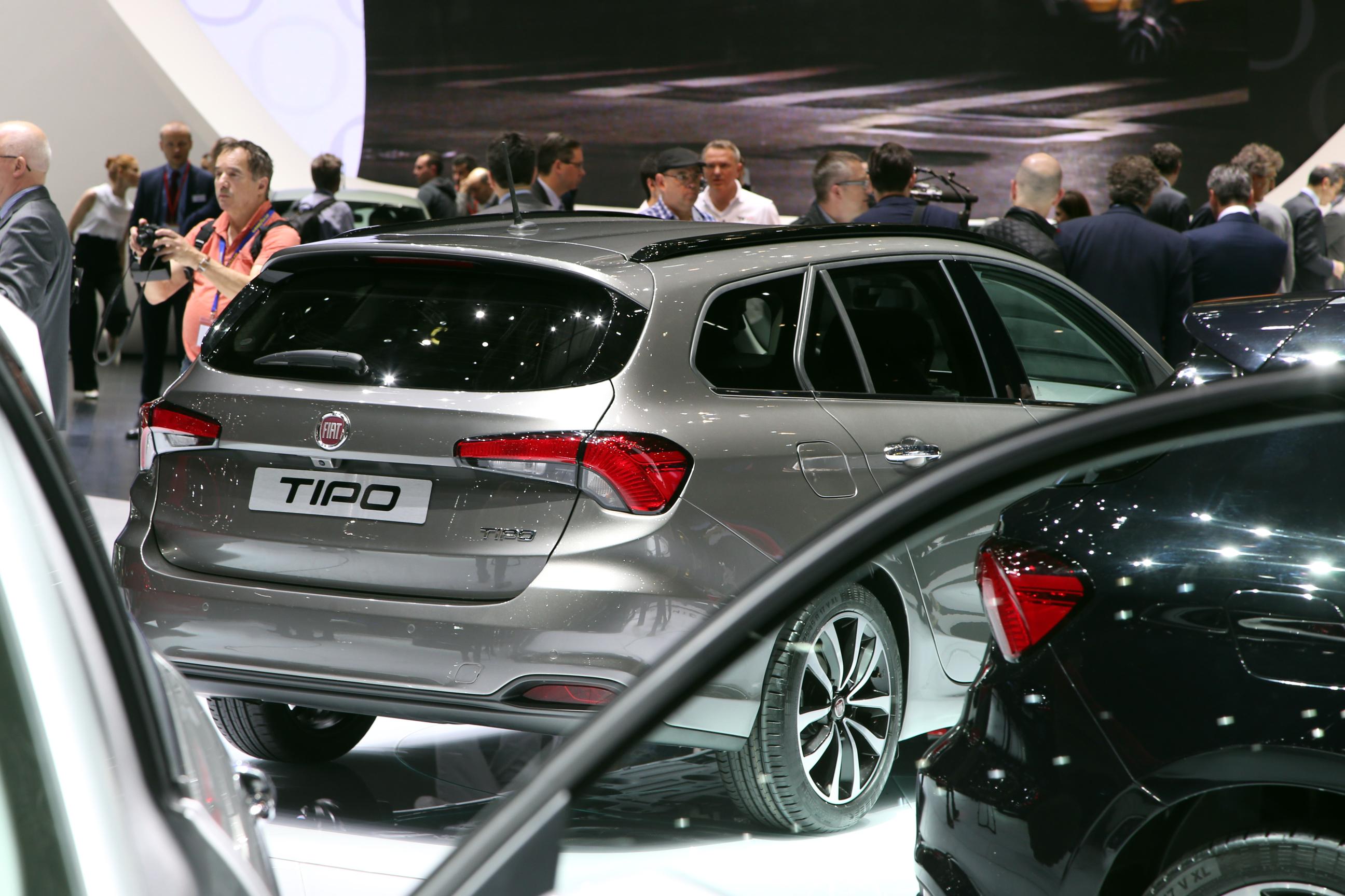 Fiat maakt de Tipo-familie compleet met de TIpo hatchback en Tipo Station Wagon op de Autosalon van Geneve.