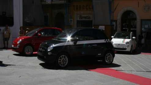 Een paar uur geleden ben ik letterlijk weer met beide benen op de grond gekomen na een heerlijke week Itali. In dit wonderschone land is de introductie van de 500 niet onopgemerkt voorbij gegaan kan 