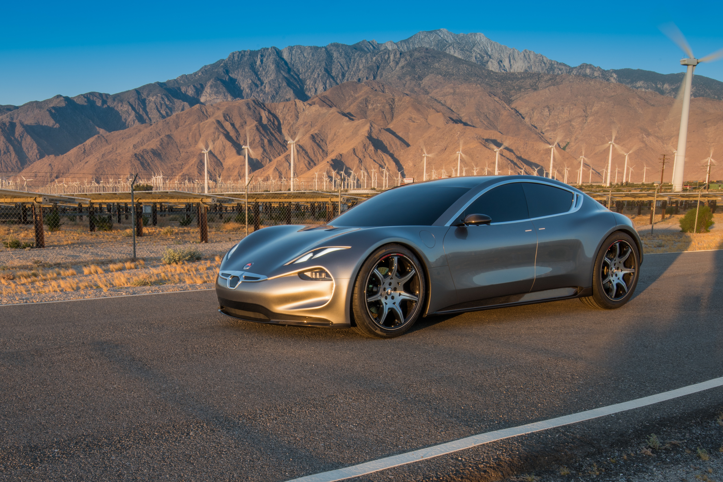 Fisker ontwikkelt een solid-state batterij die zorgt voor een actieradius van 750 km en in een minuut kan worden geladen.