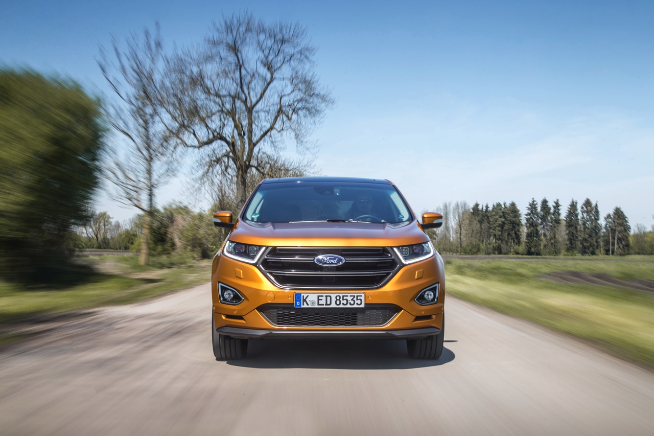 Autotest Ford Edge, de nieuwe grote SUV van Ford met moderne luxe en veel veiligheidstechnologie. Is de Ford Edge met recht het vlaggenschip in de SUV-range?