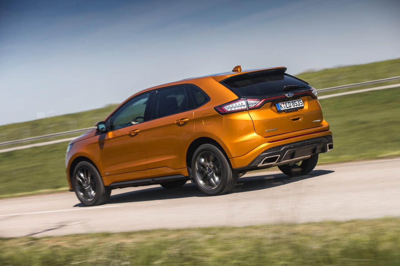 Autotest Ford Edge, de nieuwe grote SUV van Ford met moderne luxe en veel veiligheidstechnologie. Is de Ford Edge met recht het vlaggenschip in de SUV-range?