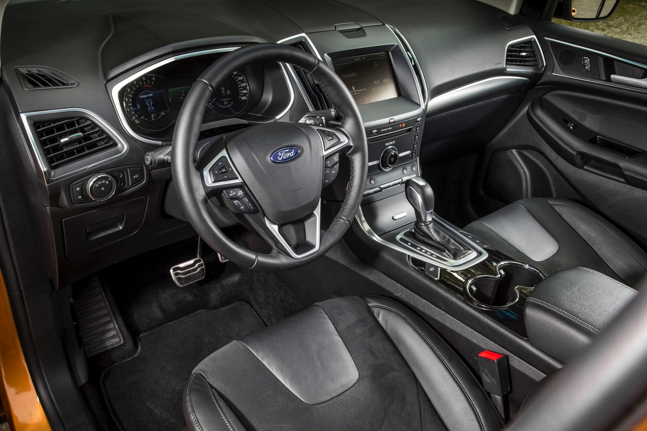 Autotest Ford Edge, de nieuwe grote SUV van Ford met moderne luxe en veel veiligheidstechnologie. Is de Ford Edge met recht het vlaggenschip in de SUV-range?