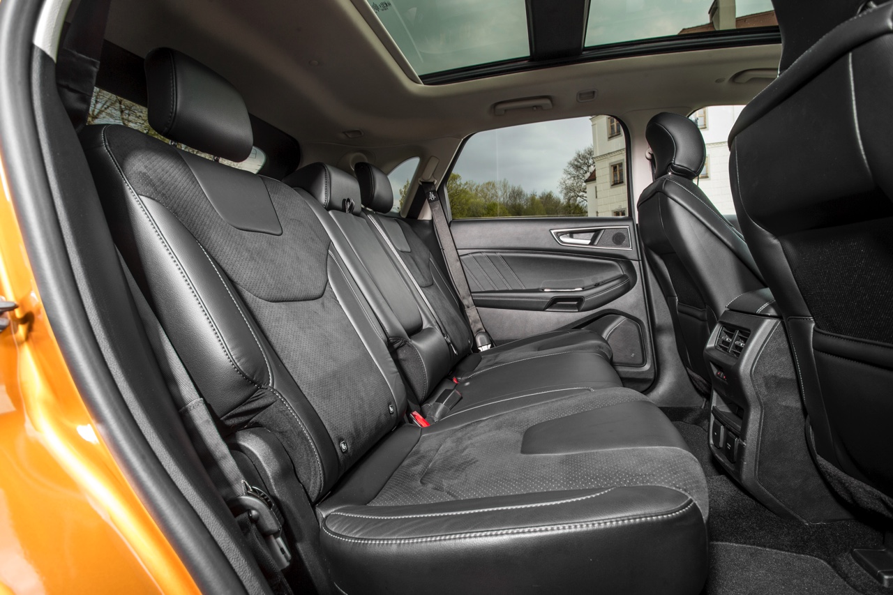 Autotest Ford Edge, de nieuwe grote SUV van Ford met moderne luxe en veel veiligheidstechnologie. Is de Ford Edge met recht het vlaggenschip in de SUV-range?