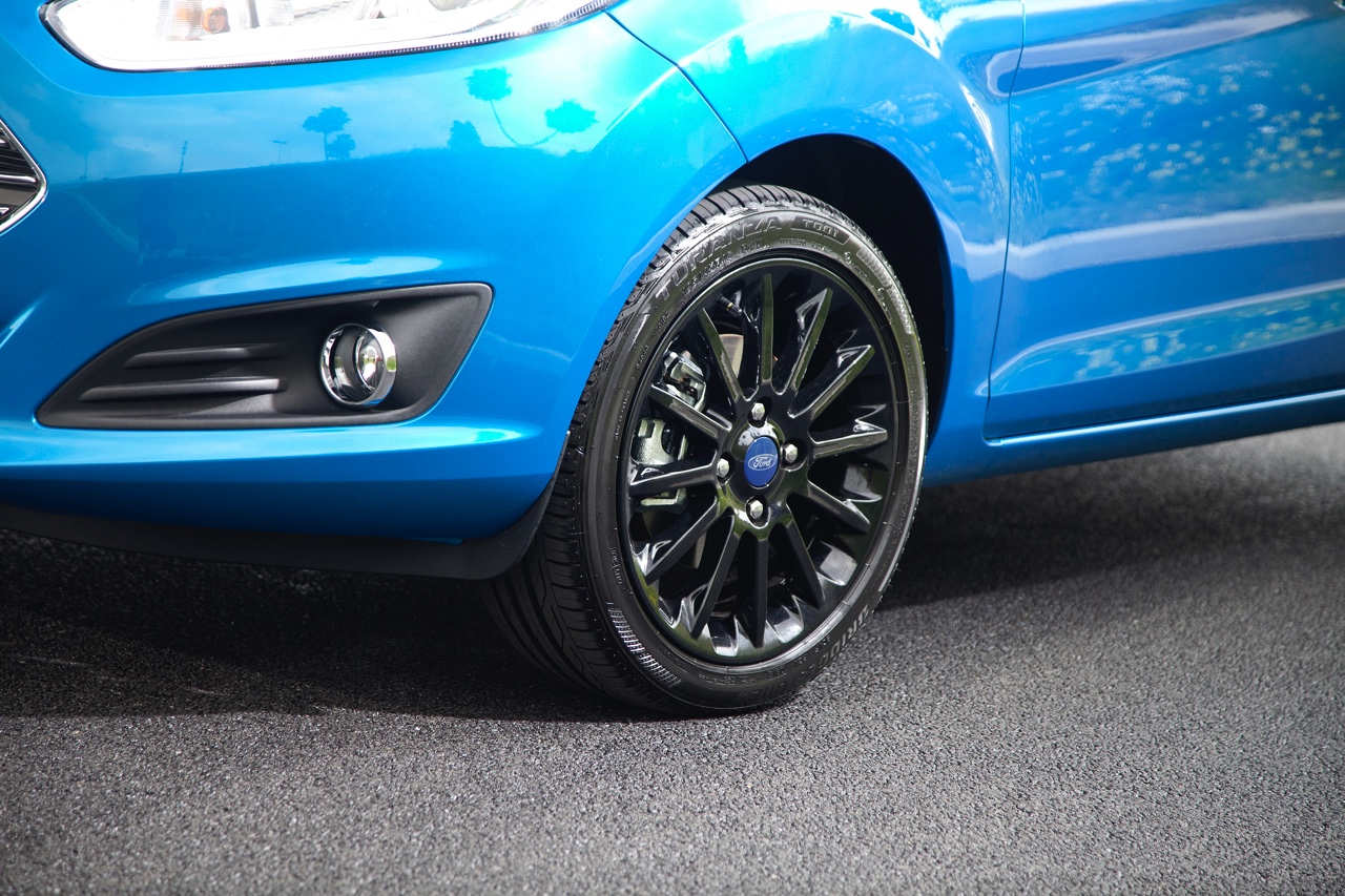 Ford introduceert Fiesta Silver Edition en Candy Blue Edition als opvolger van de Fiesta White Edition. De nieuwe gelimiteerde modellen beschikken over de 1.0 EcoBoost 100 pk.