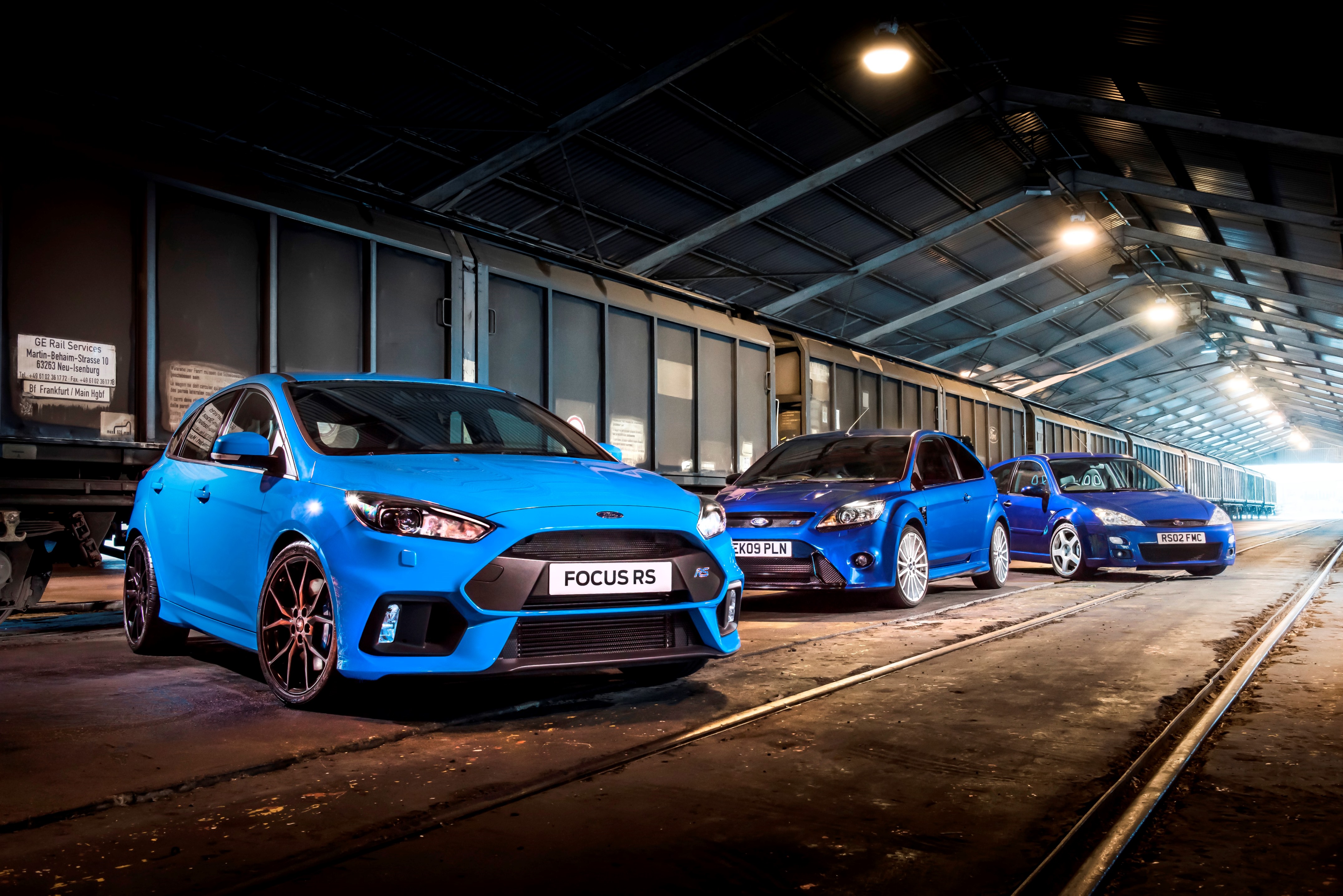 Ford maakt de prijzen van de Focus RS bekend. De nieuwe Focus met 350 pk sterke 2.3 EcooBoost is er voor exact 50.000 euro en dat is voordeliger dan de Mustang.
