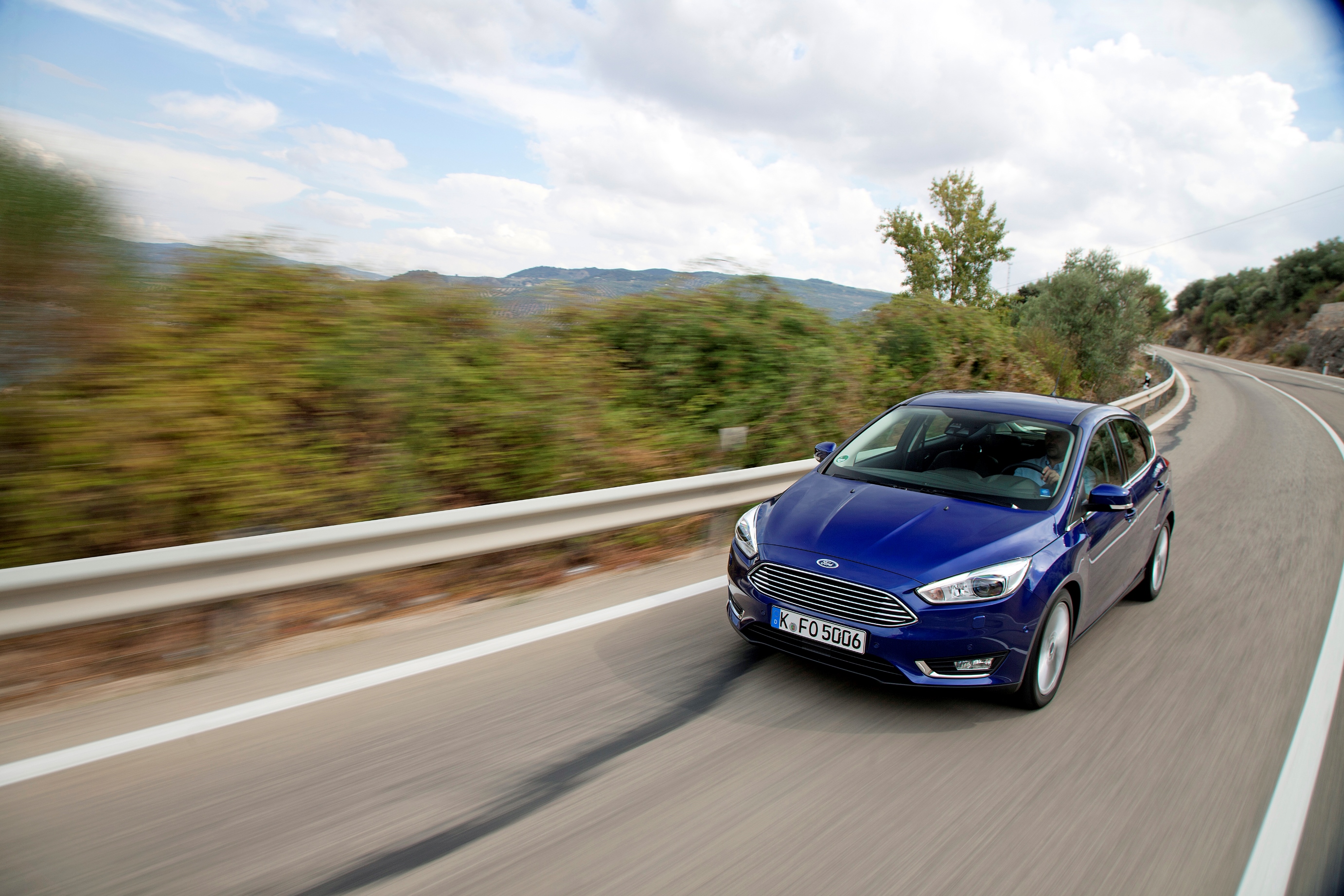 De Ford Focus komt tijdelijk als Titanium S-Edition in de showroom te staan. Het is een Focus Titanium voorzien van het S-Edition pakket met bodykit en 18 inch velgen.