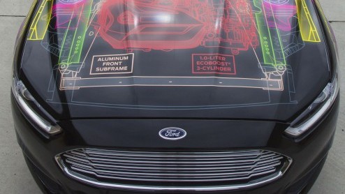 Ford heeft in San Fransico de Lightweight Concept onthuld. Het studiemodel lijkt verdacht veel op een Ford Fusion, maar is voornamelijk opgebouwd uit aluminium en andere lichtgewicht materialen.